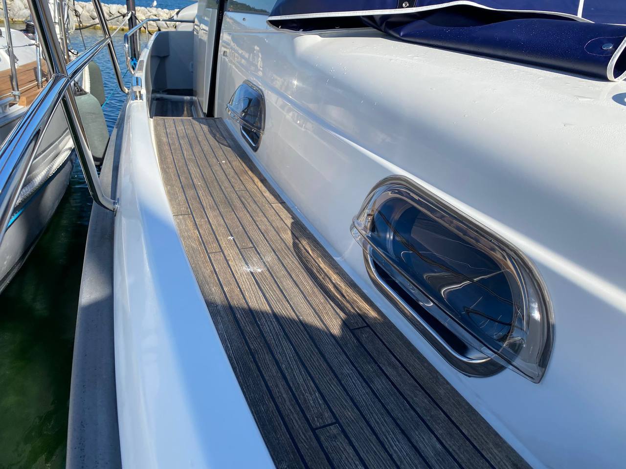 Plexiglas-Lucken-Abdeckung2